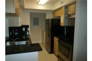 401 SW 85th Ave, Pembroke Pines, FL 33025, Sold 01/08/16