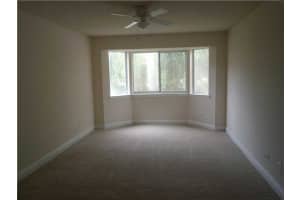 401 SW 85th Ave, Pembroke Pines, FL 33025, Sold 01/08/16