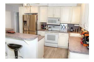 1000 SE 4th St, Fort Lauderdale, FL 33301, Sold 02/05/16