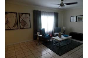 815 NE 28th St, Wilton Manors, FL 33334, Sold 06/29/16