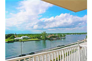 1401 S Ocean Dr, Hollywood, FL 33019, Sold 01/25/16