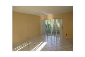 8043 Lagos De Campo Blvd f3, Tamarac, FL 33321, Sold 02/22/16