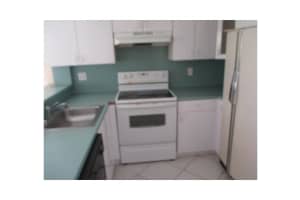 8043 Lagos De Campo Blvd f3, Tamarac, FL 33321, Sold 02/22/16