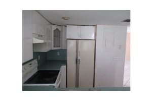8043 Lagos De Campo Blvd f3, Tamarac, FL 33321, Sold 02/22/16