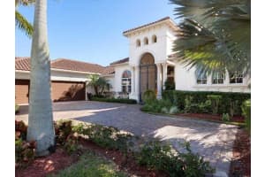 12922 Grand Oaks Dr, Davie, FL 33330, Sold 05/05/16