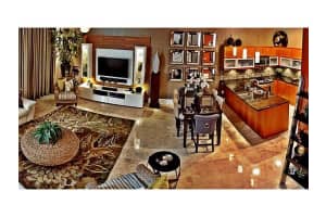 704 NE 3rd Ave, Fort Lauderdale, FL 33304, Sold 07/05/16