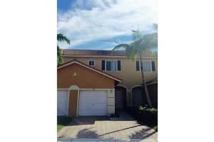 490 St Tropez Ln, Margate, FL 33068, Sold 11/24/15