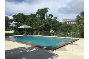 9405 W Flagler St, Miami, FL 33174, Sold 02/16/16