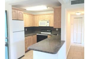 9405 W Flagler St, Miami, FL 33174, Sold 02/16/16