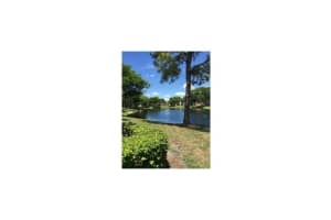 9250 NW 1st St, Pembroke Pines, FL 33024, Sold 01/06/16