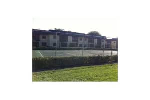 9250 NW 1st St, Pembroke Pines, FL 33024, Sold 01/06/16