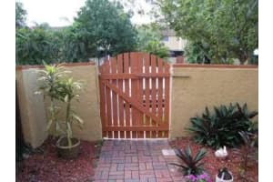 7175 Nova Dr, Davie, FL 33317, Sold 01/18/16