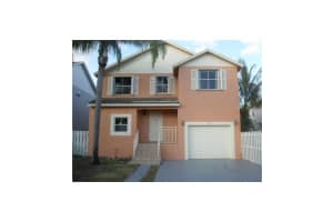 10211 NW 5th St, Pembroke Pines, FL 33026, Sold 05/02/16