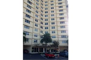 1200 Hibiscus Ave, Pompano Beach, FL 33062, Sold 07/18/16