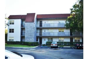 8450 Lagos De Campo Blvd, Tamarac, FL 33321, Sold 02/12/16