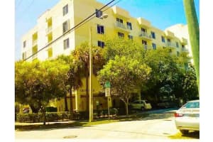 126 SW 17th Rd, Miami, FL 33129, Sold 01/08/16