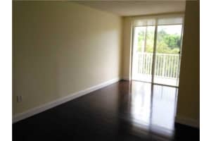 126 SW 17th Rd, Miami, FL 33129, Sold 01/08/16