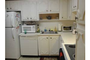 2980 Riverside Dr, Coral Springs, FL 33065, Sold 02/01/16