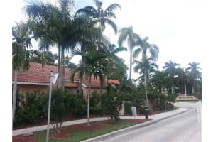 10101 NW 5th St, Plantation, FL 33324, Sold 03/02/16