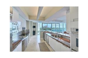 715 Bayshore Dr, Fort Lauderdale, FL 33304, Sold 12/11/15