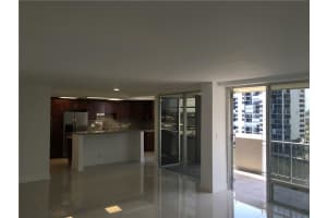 2800 E Sunrise Blvd #8b, Fort Lauderdale, FL 33304, Sold 10/12/16