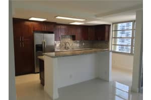 2800 E Sunrise Blvd #8b, Fort Lauderdale, FL 33304, Sold 10/12/16