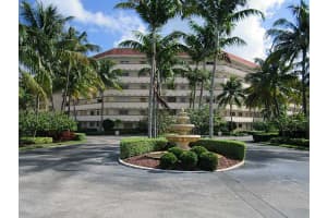 400 N Federal Hwy, Deerfield Beach, FL 33441, Sold 12/11/15