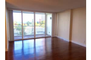 2200 NE 33rd Ave #4c, Fort Lauderdale, FL 33305, Sold 12/08/15