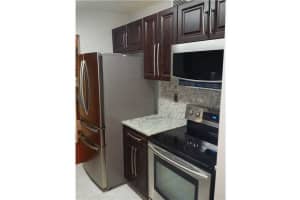 250 NE 20th St, Boca Raton, FL 33431, Sold 03/11/16