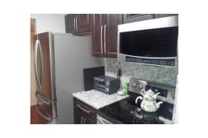 250 NE 20th St, Boca Raton, FL 33431, Sold 03/11/16