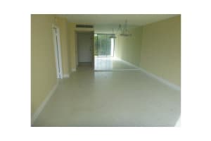 20500 W Country Club Dr, Miami, FL 33180, Sold 10/11/16