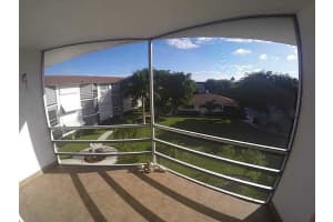 400 SE 10th St, Deerfield Beach, FL 33441, Sold 01/19/16