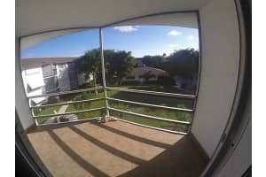 400 SE 10th St, Deerfield Beach, FL 33441, Sold 01/19/16