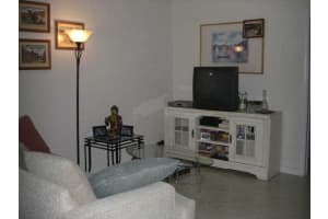 2660 NE 8th Ave, Wilton Manors, FL 33334, Sold 12/22/15