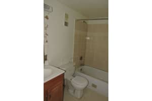 4220 NW 21st St, Lauderhill, FL 33313, Sold 03/31/16
