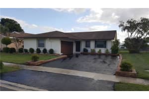 7609 NW 88th Way, Tamarac, FL 33321, Sold 06/22/16
