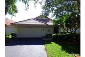 9370 NW 18th Dr, Plantation, FL 33322, Sold 03/09/16