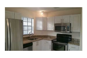 10741 NW 11th St, Pembroke Pines, FL 33026, Sold 02/29/16