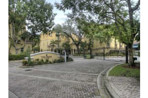 2532 SW 14th Ave, Fort Lauderdale, FL 33315, Sold 03/15/16