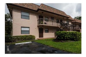 10329 NW 11th St, Pembroke Pines, FL 33026, Sold 03/15/16