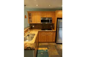 3301 N Country Club Dr, Miami, FL 33180, Sold 02/22/16