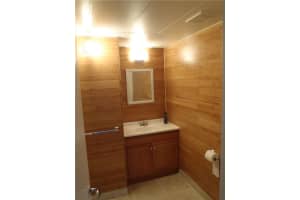 3123 Oakland Shores Dr APT D112, Oakland Park, FL 33309, Sold 08/18/16