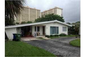 1930 NE 32nd Ave, Fort Lauderdale, FL 33305, Sold 04/01/16