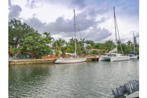 1612 SE 14th St, Fort Lauderdale, FL 33316, Sold 08/30/17
