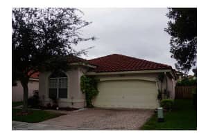 7464 Parkside Ln, Margate, FL 33063, Sold 02/26/16