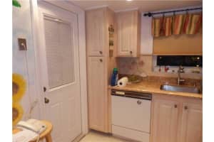 802 SE 7th St, Deerfield Beach, FL 33441, Sold 08/12/16