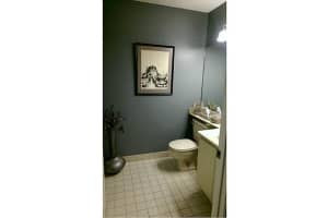 9101 Vineyard Lake Dr, Plantation, FL 33324, Sold 01/29/16