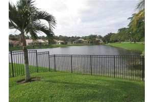 4464 NW 84th Ave, Coral Springs, FL 33065, Sold 04/08/16