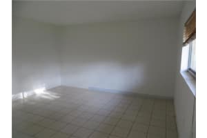 7645 NW 42nd Pl APT 156, Sunrise, FL 33351, Sold 05/13/16