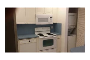 225 SE 10th St #2d, Deerfield Beach, FL 33441, Sold 07/06/16